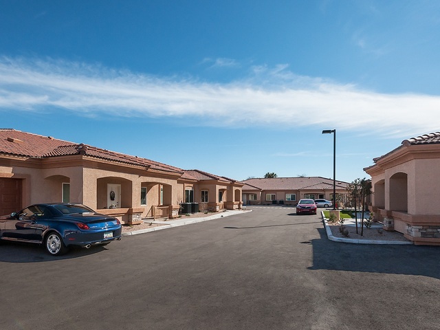MorningStar Senior Living at Golden Ridge